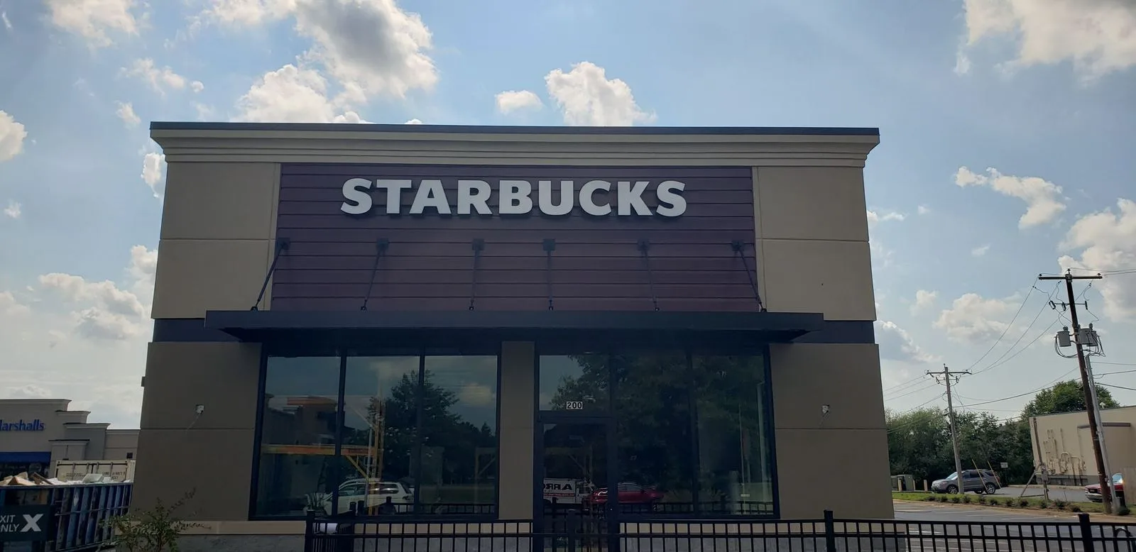 National brand channel letters installed at an Arkansas location