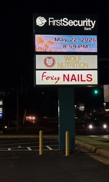 Multi-Tenant Pole Sign - Pole & Pylon Signs by Seiz Sign Company