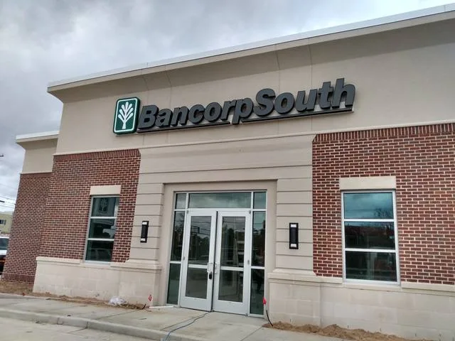 Bancorp South - Channel Letters by Seiz Sign Company