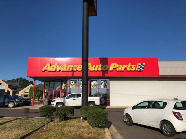 Advance Auto Parts storefront sign in Arkansas after its completed UL-listed LED retrofit by Seiz Sign Company