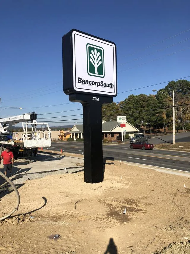 Bancorp South - Pole & Pylon Signs by Seiz Sign Company