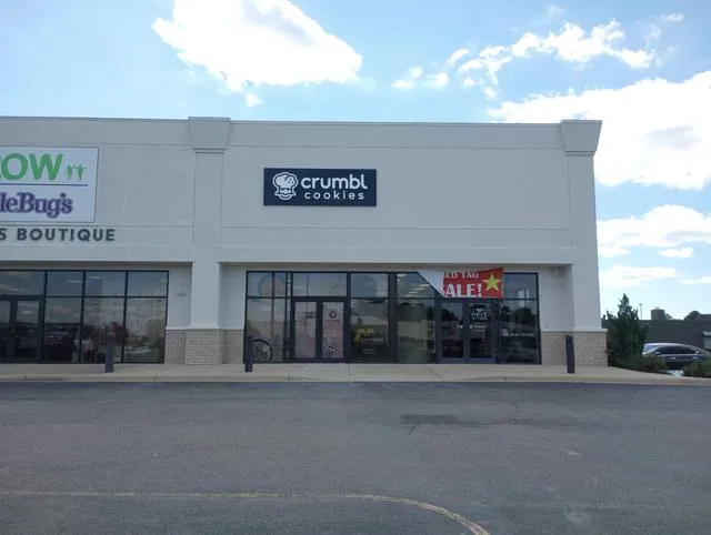 Crumbl - Wall Signs by Seiz Sign Company