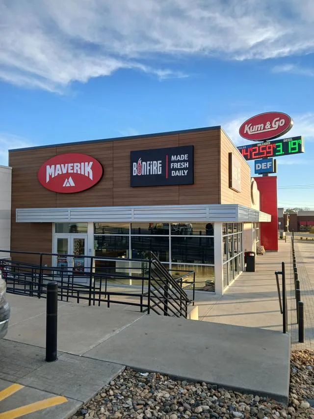 Maverik - Wall Signs by Seiz Sign Company