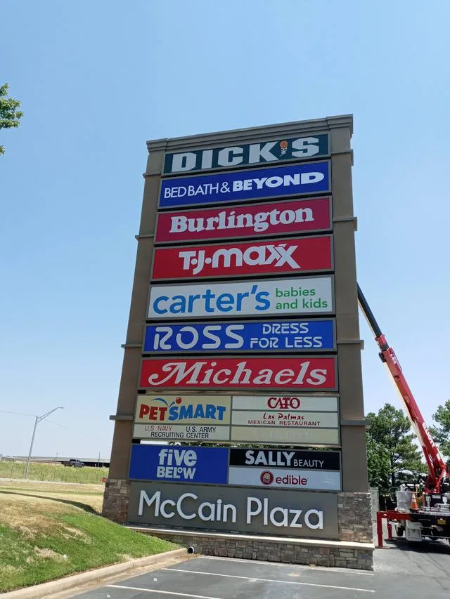 McCain Plaza - Pole & Pylon Signs by Seiz Sign Company