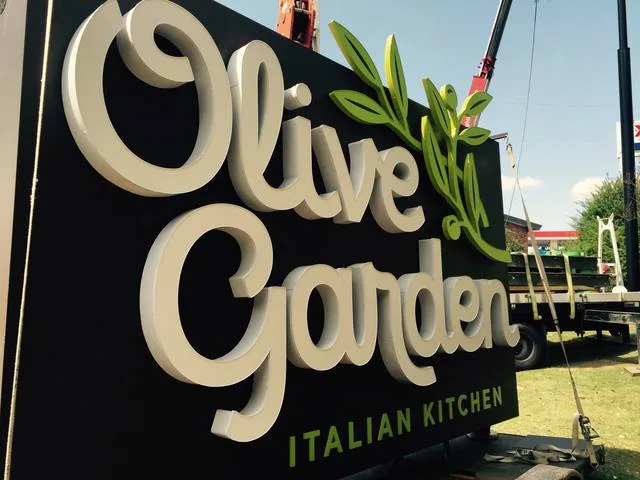 Olive Garden - Channel Letters by Seiz Sign Company