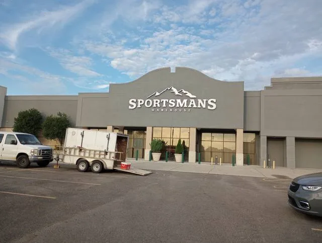 Sportsmans - Channel Letters by Seiz Sign Company